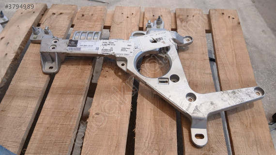 MERCEDES ACTROS MP 4 TAMPON MONTAJ BRAKETİ A9608801065