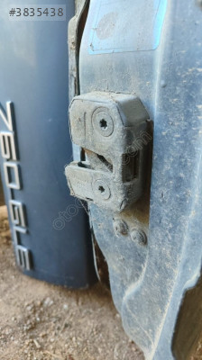 Volvo 760 çıkmaz sağ ön kapı kilidi