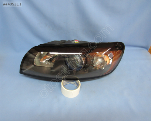 VOLVO C30 FAR SOL ÖN XENON SÖKME ORJİNAL HATASIZ