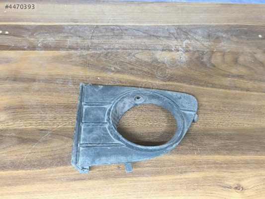 2011 2014 Fiat Punto Sol Ön Sis Farı Çerçevesi 735500139