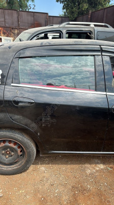 Fiat punto sağ arka kapı çıkma dolu hatasız tüm parçalar mev