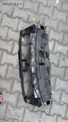 Peugeot 308 panjur iskeleti maske tutucu