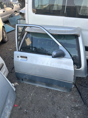Ford festiva sağ ön  kapı