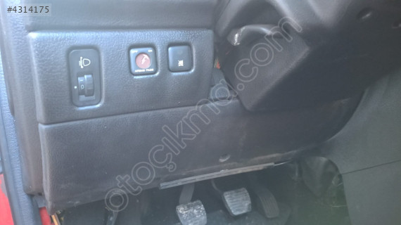 peugeot 206 direksiyon alt bakalit