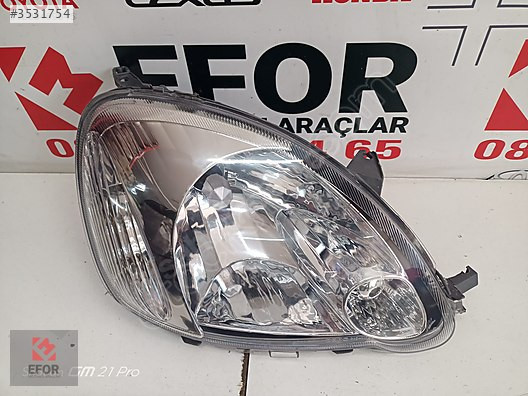 TOYOTA YARİS SAĞ FAR ORJİNAL ÇIKMA YEDEK PARÇA 03-05