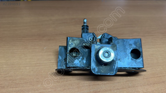 2010 FORD CONNECT KAPI KİLİDİ
