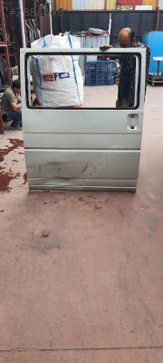 vw transporter t4 sağ sürglü kapı sefalılar oto cıkma