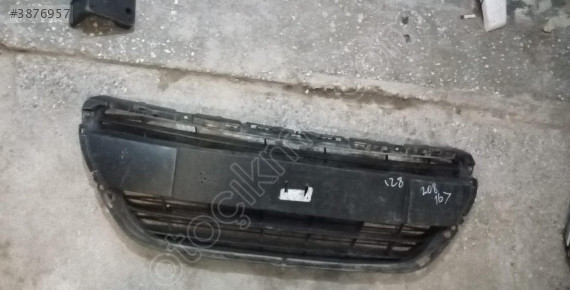 PEUGEOT 208 ORJİNAL ÇIKMA ORTA IZGARA