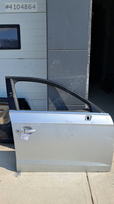 ÖN KAPI - SAĞ - AUDI A3 13-19 - ( 8V4831052B )