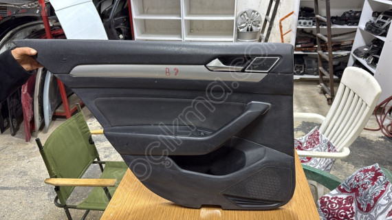 2015-2020 WV PASSAT B8 SOL ARKA KAPI DÖŞEMESİ ORJ ÇIKMA