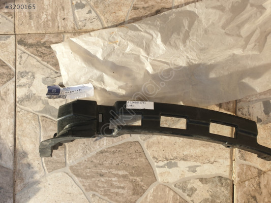 Mercedes a156 sol ön tampon braketi A1568851721