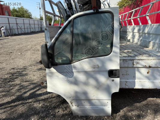 RENAULT MASTER SOL ÖN KAPI ORJİNAL ÇIKMA 98-08 MODEL