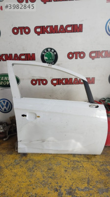 Corsa E Sağ Ön Kapı