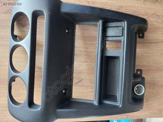 Konsol Çerçeve Paneli Nissan Micra K11 68260 6F600