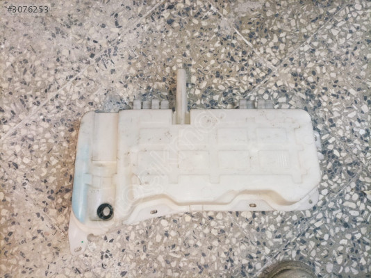 OPEL COMBO E SİLECEK SU DEPOSU ÇIKMA ORJİNAL YEDEK PARÇA