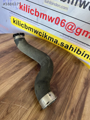BMW G30 G31 DİZEL TURBO HORTUMU 11618572858