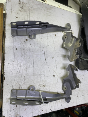 PEUGEOT 508 ( R8 ) SAĞ SOL KAPUT MENTEŞESİ