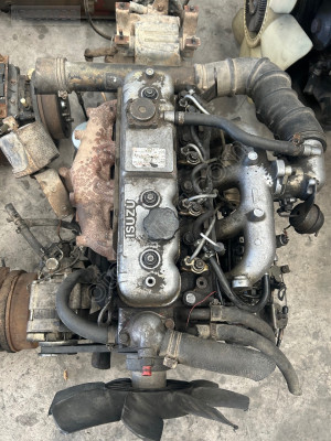 ISUZU NKR2.8 TEMİZ MOTOR