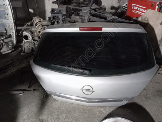 Opel Astra H bagaj kapağı
