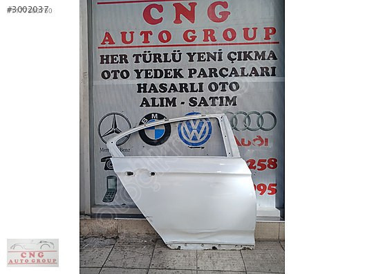 volkswagen passat sağ arka kapi