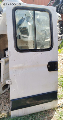 İVECO DAİLY SOL SÜRGÜLÜ KAPI ÇIKMA ÇEVİK OTO