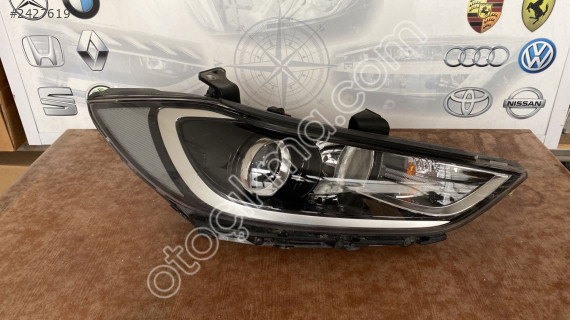 HYUNDAİ ELANTRA ORJİNAL TEMİZ ÇIKMA SAĞ FAR