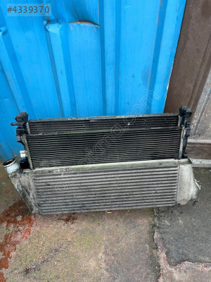 2005 megane 2 1.5 dci radyatör seti dolu