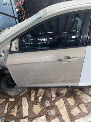 FORD FOCUS 3 3,5 SOL ÖN KAPI BALKÖPÜĞÜ RENK