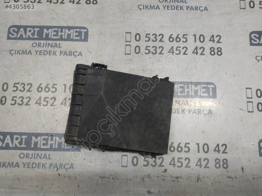 CİKMA VW CADDY B7 SİGORTA ÜST KAPAĞI