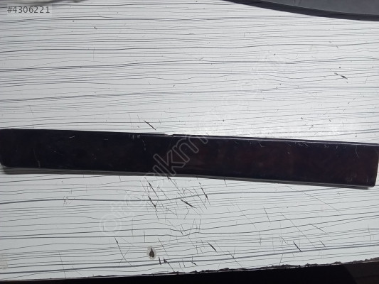 AUDI A6 C5 Sol Ön Kapı Çitası 4B0867409