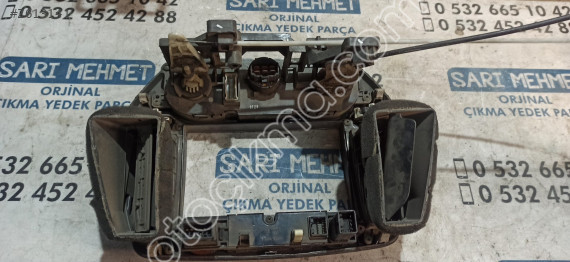ÇIKMA HYUNDAİ İ20 TEYP ÇERÇEVESİ