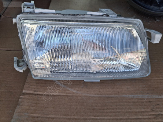 Opel  Astra F  Sağ  Ön Far