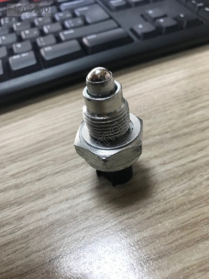 HONDA TOYOTA BOŞTA ÇALIŞTIRMA MÜŞÜRÜ SİYAH SOKET