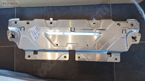 BMW G20 G22 G26 ÖN PANEL ÜST ORTA DEMİRİ 2019 51647422287 SY