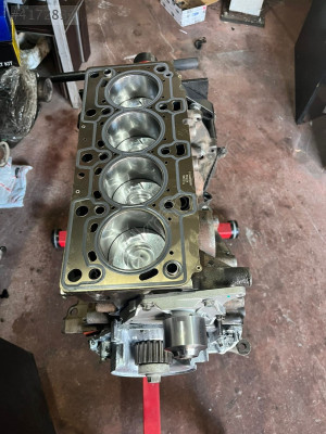 Ranault megan 2 yarım motor