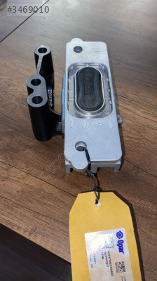 Fiat Freemont sıfır orjinal sağ motor kulağı