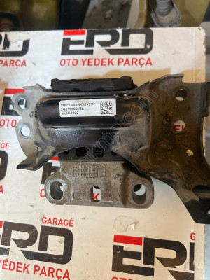 2Q0199555BL AUDİ SKODA VOLKSWAGEN SOL MOTOR KULAGI