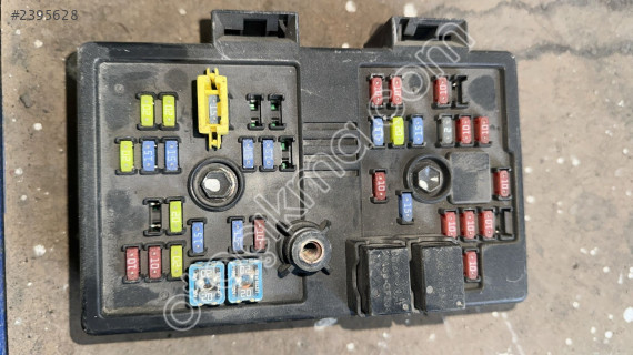 96821082 CHEVROLET CAPTİVA ARAÇ İÇİ SİGORTA KUTUSU MG OTO