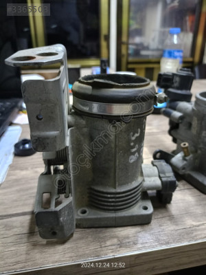 BMW E36 318 benzinli boğaz kelebeği takım