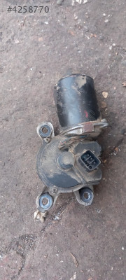 Toyota corolla dış silecek motoru