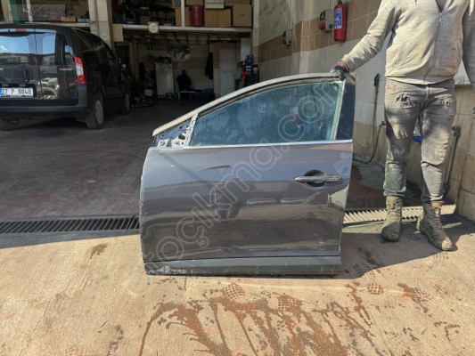 RENAULT FLUANCE FÜME RENK SAĞ SOL ÖN ARKA KAPI ORJINAL