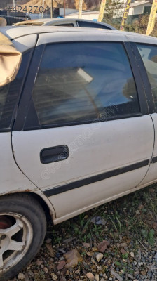 OPEL VECTRA A SAĞ ARKA KAPI.OTO ERKAN ÜNYE