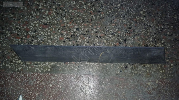 1996-2000 Ford Fiesta sağ arka kapı çıtası