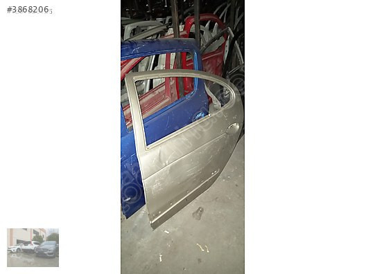 Renault Megane 1 Sağ Arka Kapı Aksamı | Ünallar Oto Çıkma