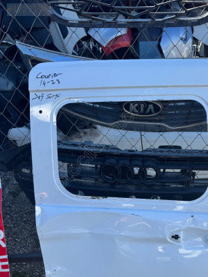Ford Courier sağ arka sürgülü kapı