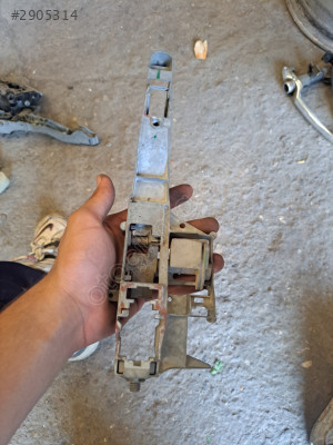 208 kapi kolu braketi ic sag
