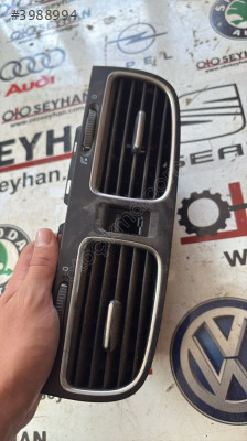 5K0815735D vw golf 6 orta konsol havalandırma ızgarası