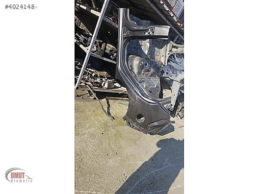 2011 Ford Fiesta sol arka çamurluk Marşpiyel sacı