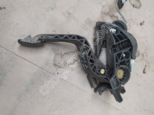 Ford courier pulus 1.6 debriyaj pedalı EY16-7B633-AA