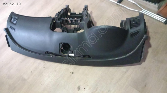 OPEL INSİGNİA DOLU ÖN GÖGÜS TORPİDO.OTO ERKAN ÜNYE